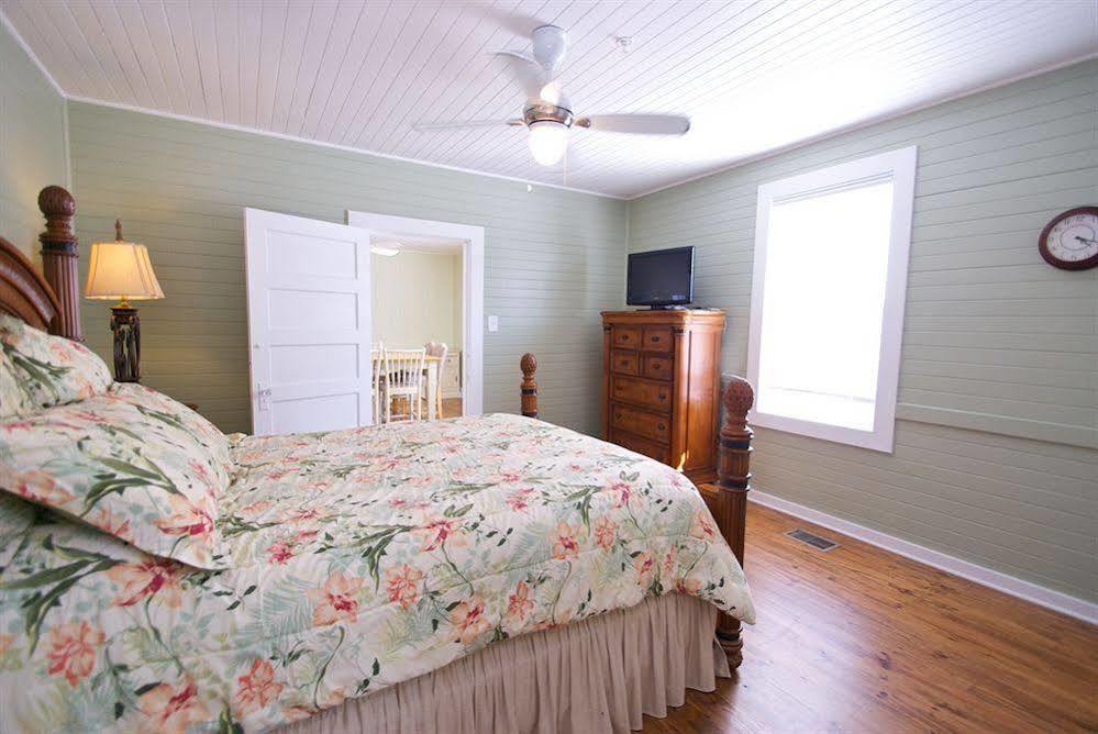 Desoto Beach Gardens Tybee Island Exterior photo